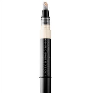 KAT VON D: Liquid Highlighter in Golf Skool